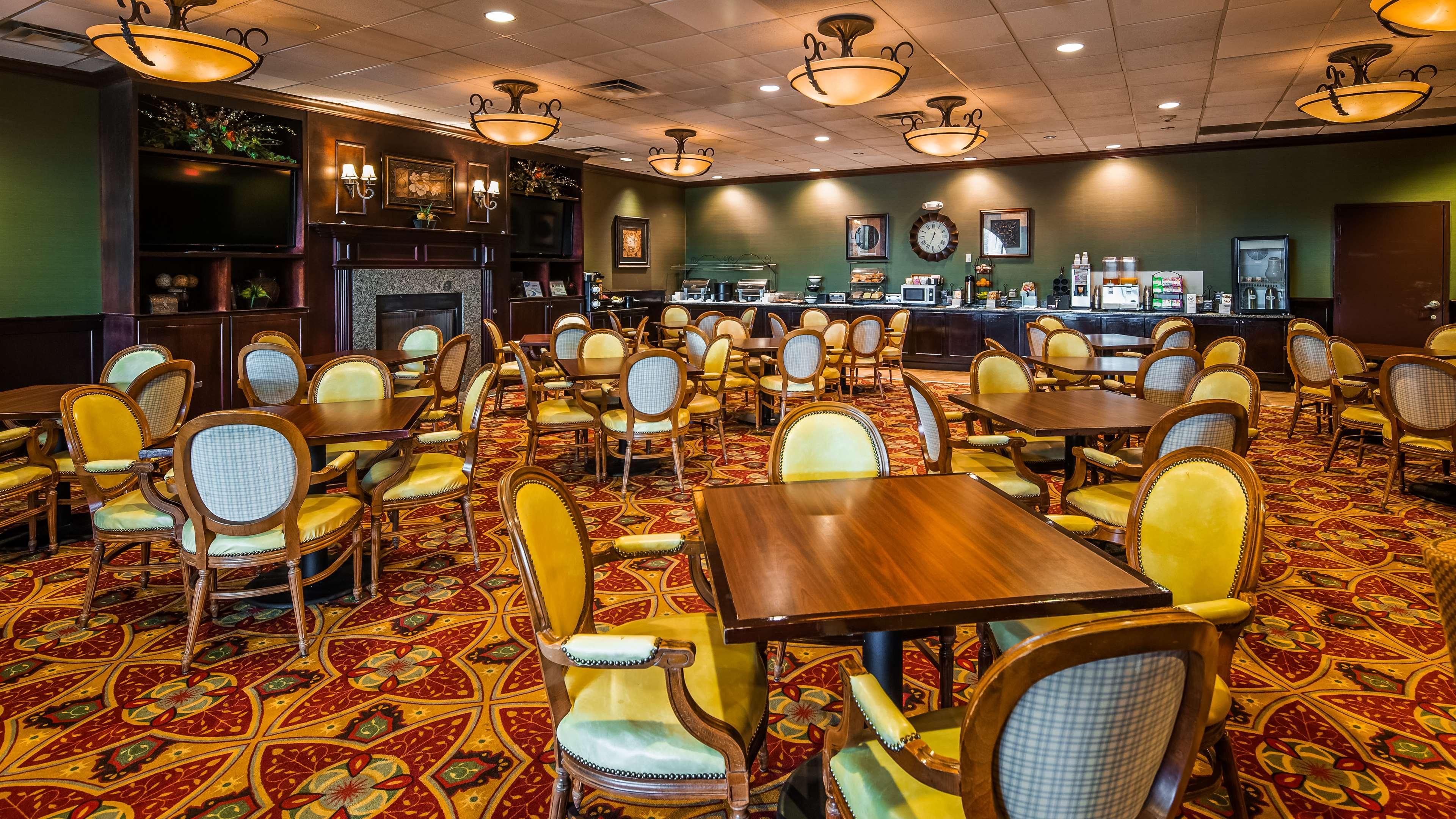 Best Western Plus Бёрлингтон Экстерьер фото