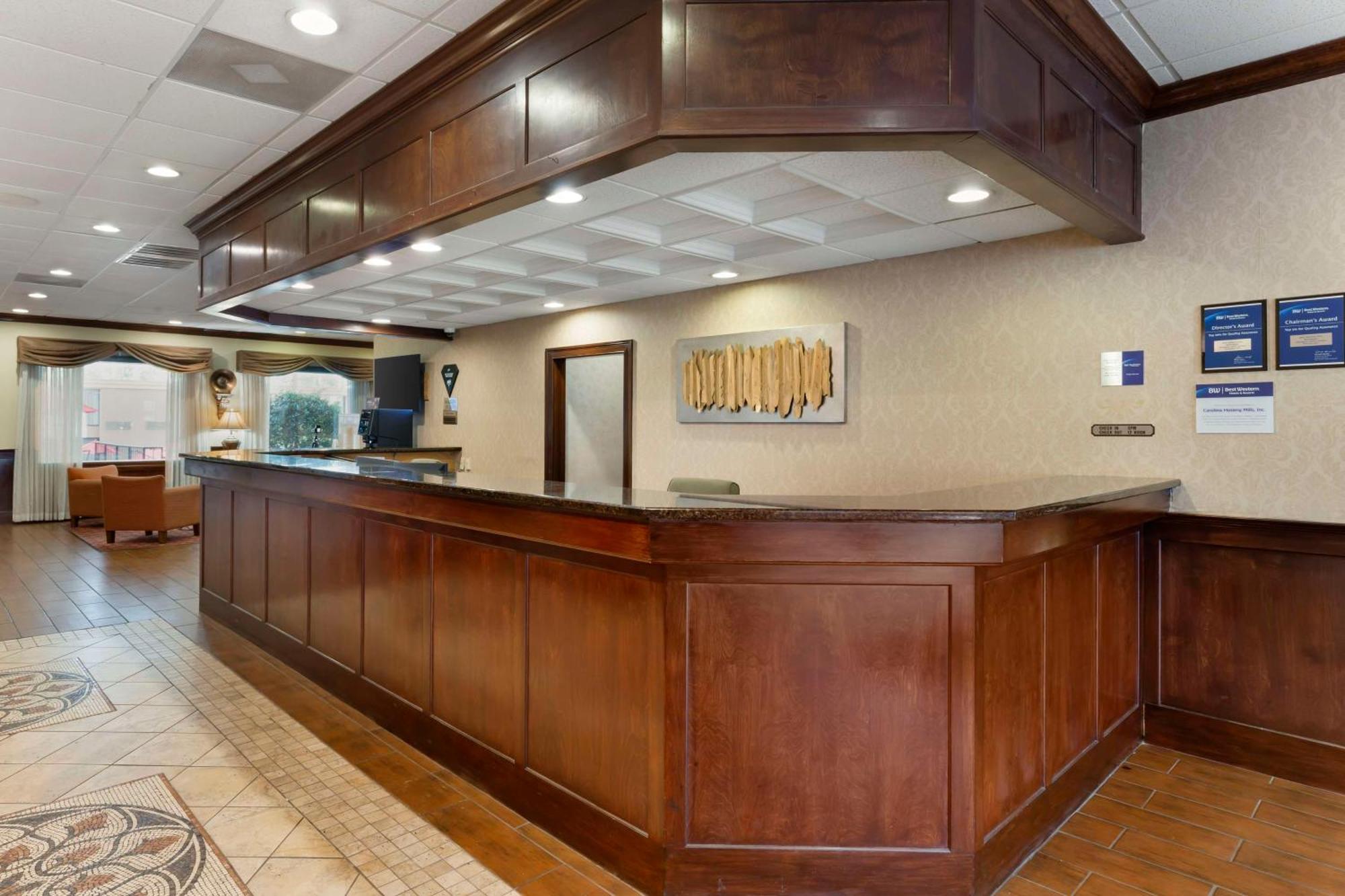 Best Western Plus Бёрлингтон Экстерьер фото