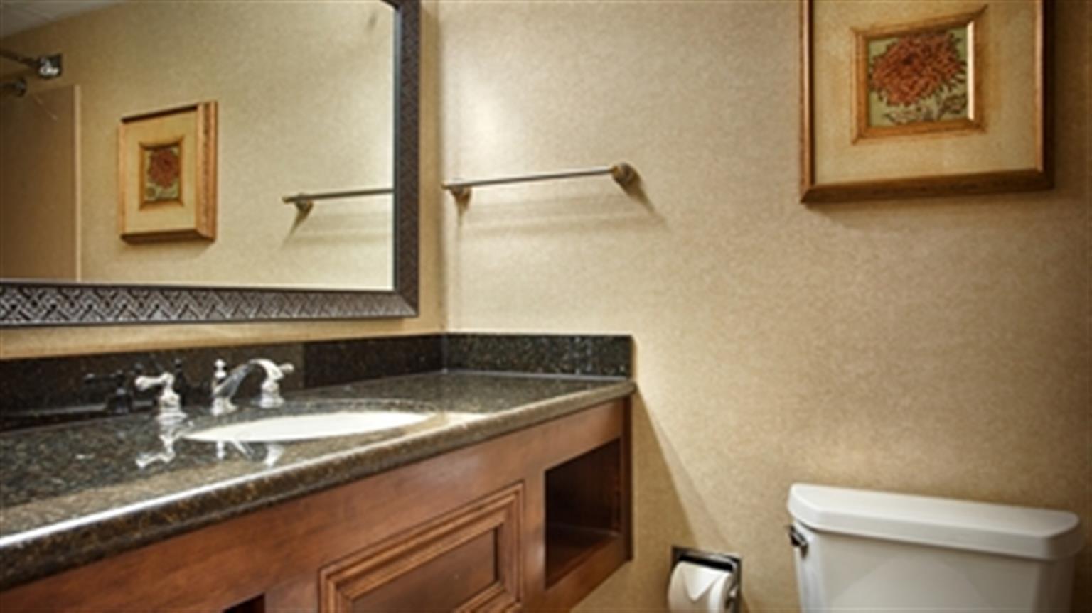 Best Western Plus Бёрлингтон Экстерьер фото
