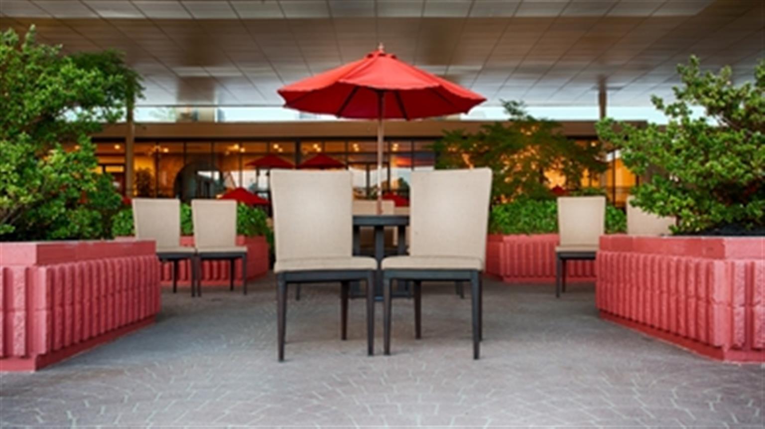 Best Western Plus Бёрлингтон Экстерьер фото