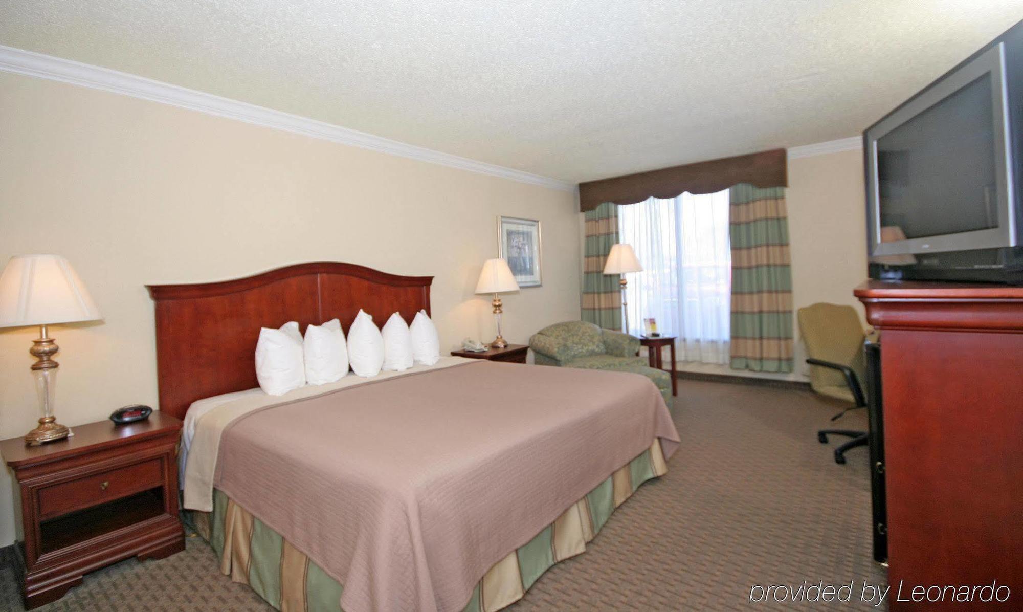 Best Western Plus Бёрлингтон Экстерьер фото
